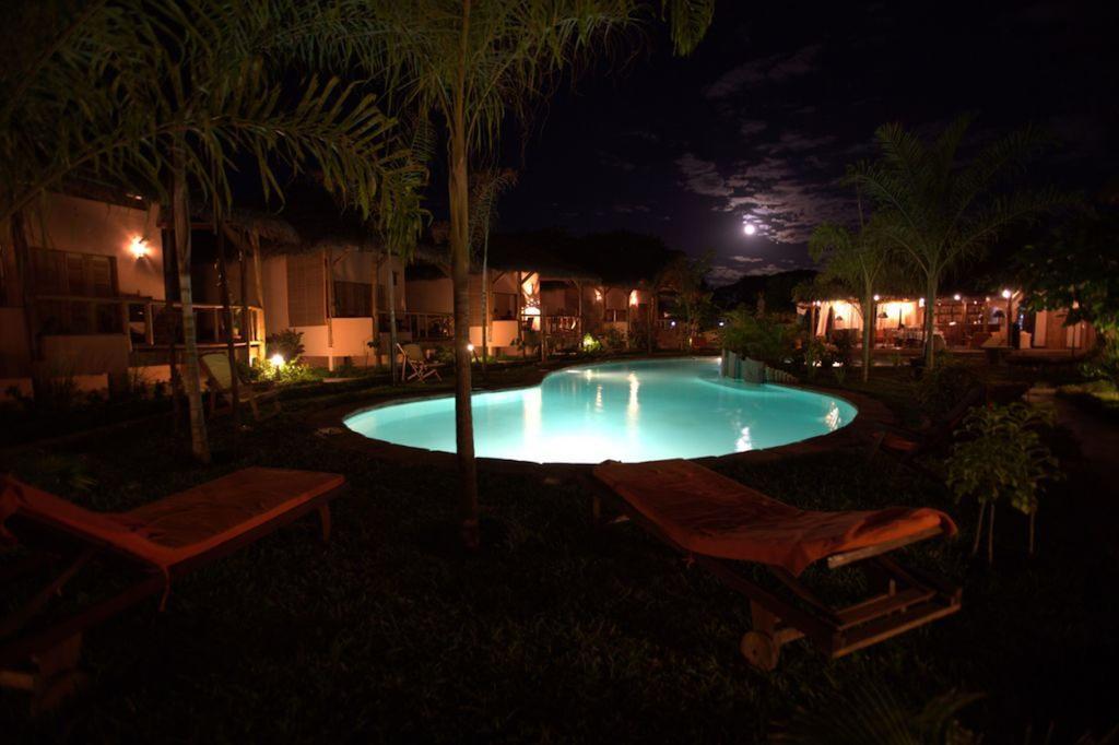 Le Zahir Lodge Ambatoloaka  Zewnętrze zdjęcie